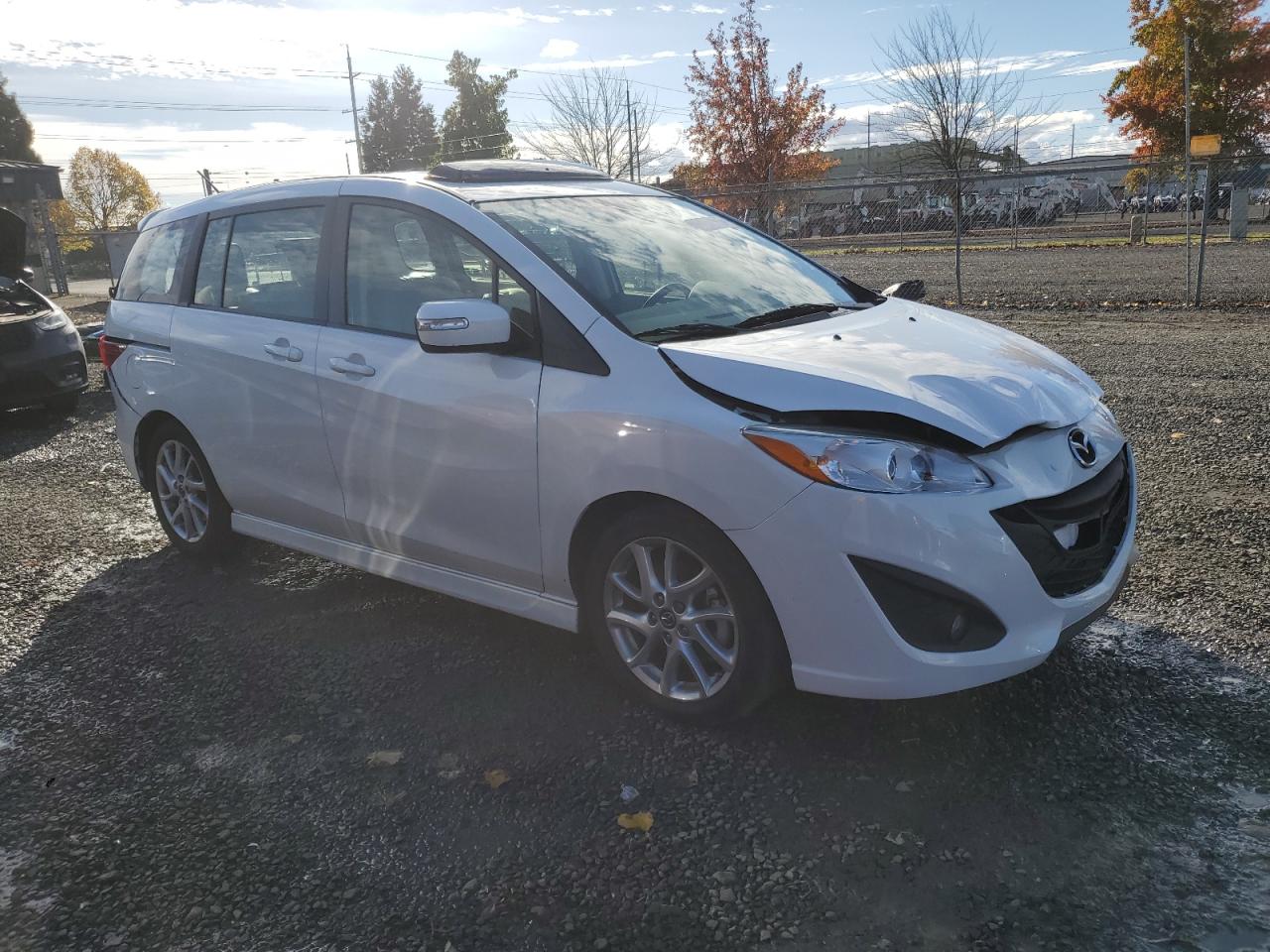 MAZDA 5