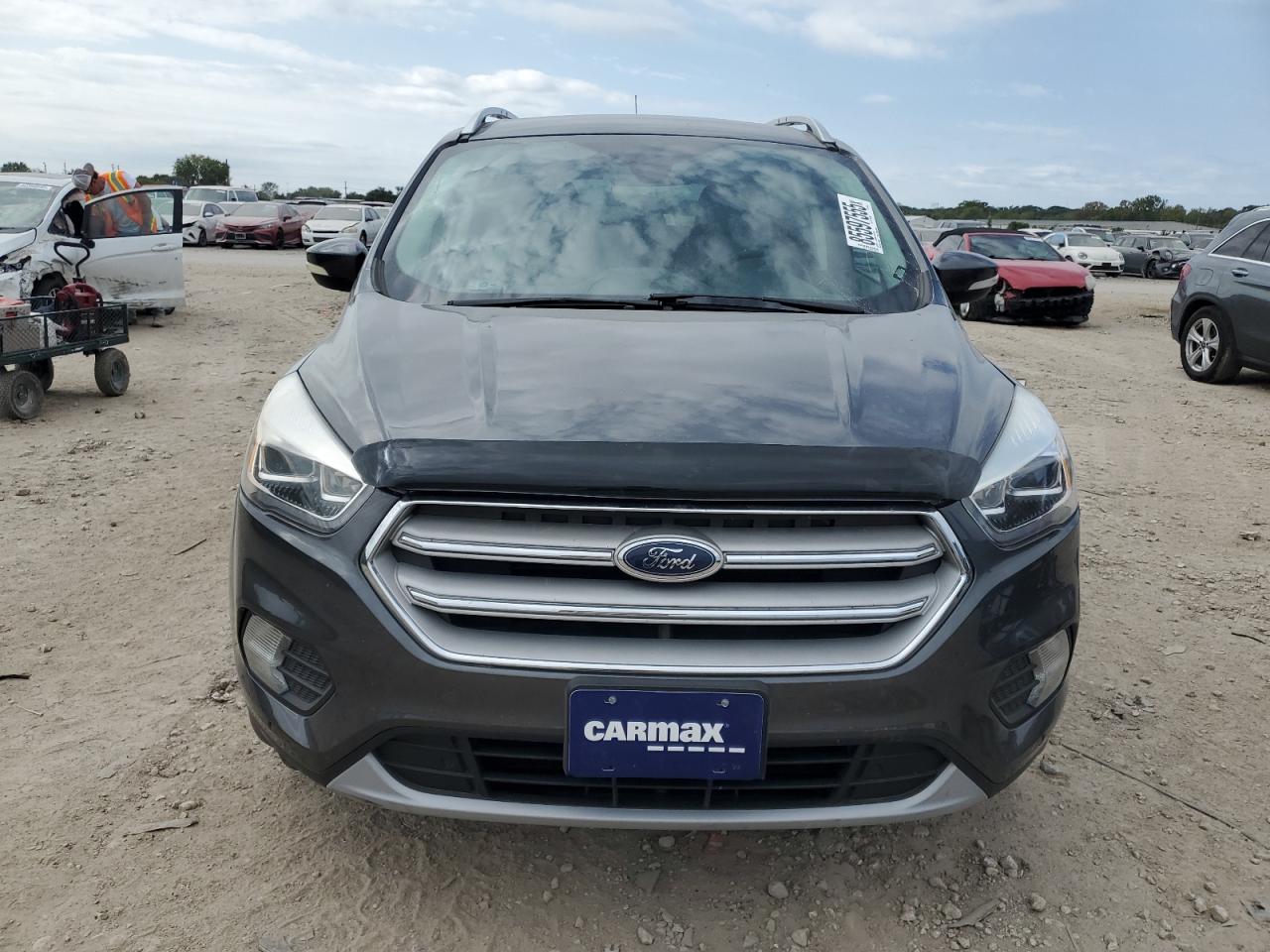 FORD ESCAPE TITANIUM
