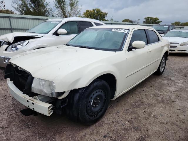 Global Auto Auctions: 2005 CHRYSLER 300 TOURIN
