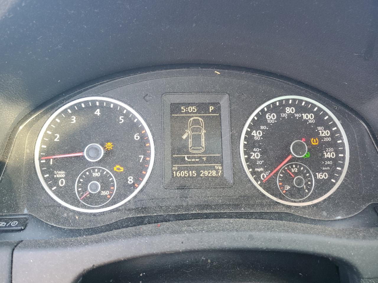 VOLKSWAGEN TIGUAN SPORT