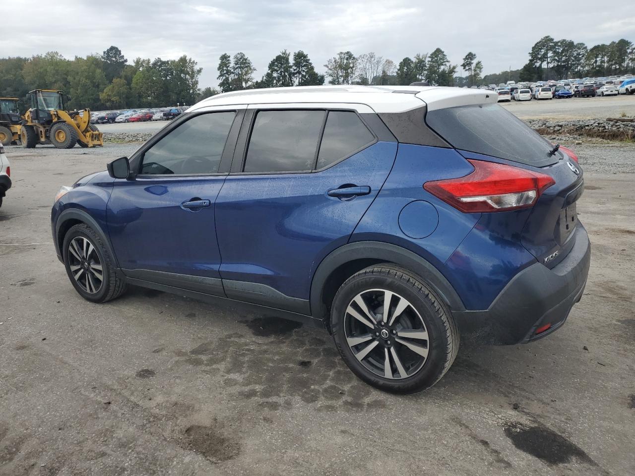 NISSAN KICKS S