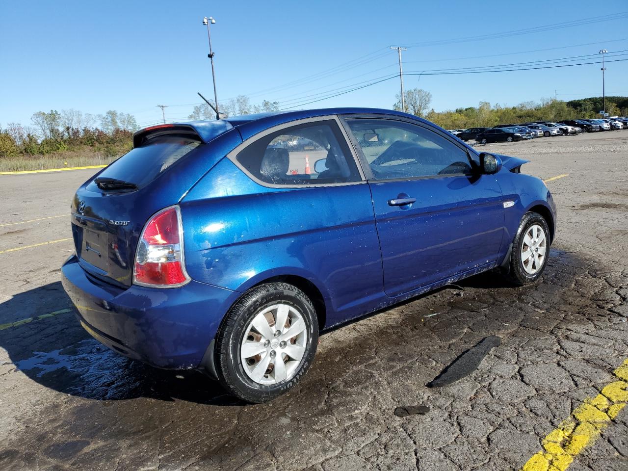 HYUNDAI ACCENT BLUE