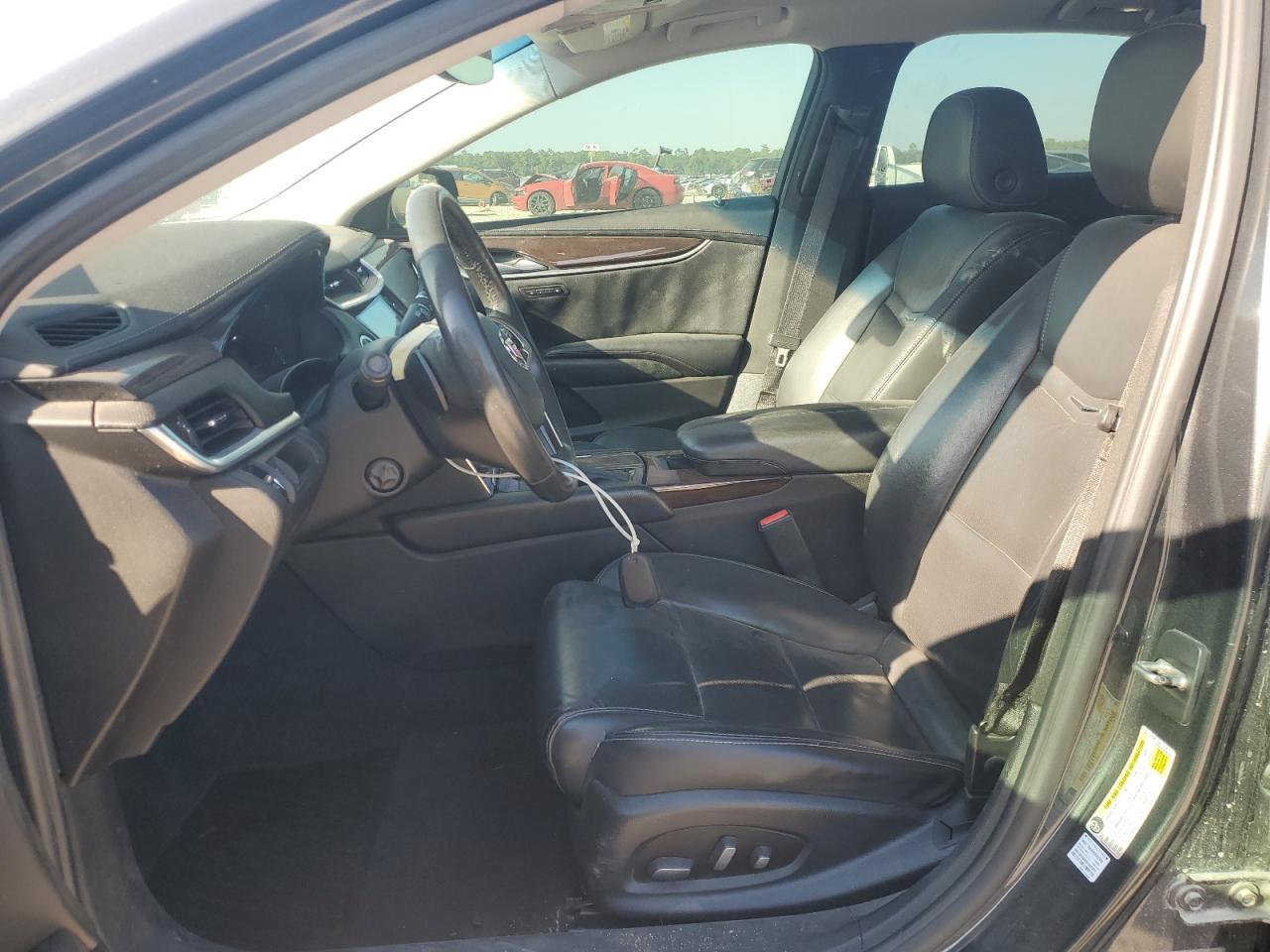 CADILLAC XTS LUXURY COLLECTION