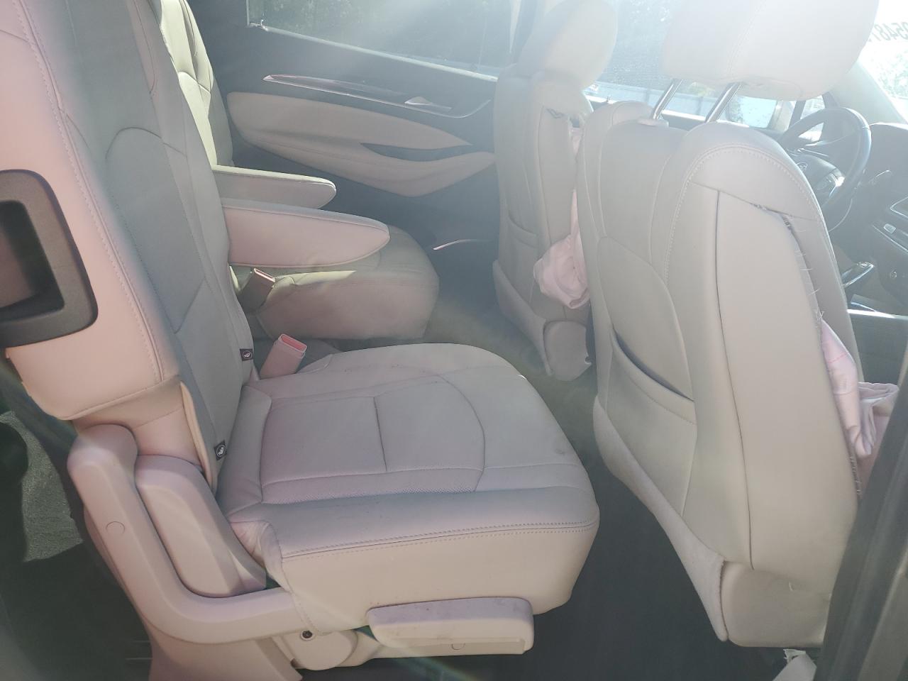 BUICK ENCLAVE ESSENCE