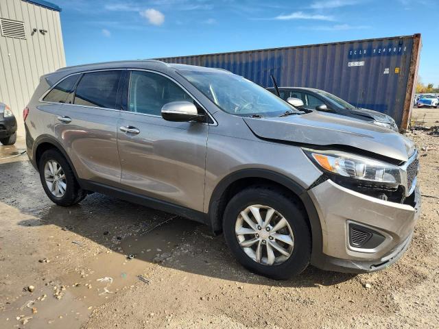 2016 KIA SORENTO LX - 5XYPG4A33GG020127