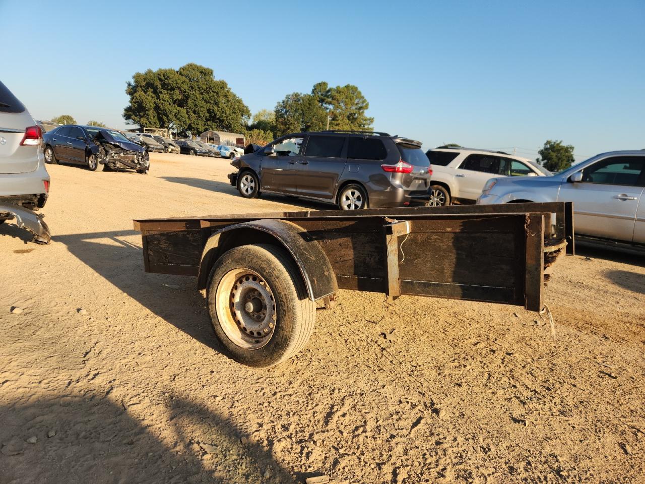 Lot #3259493105 2000 TRAILER 6.5X10 UTILITY