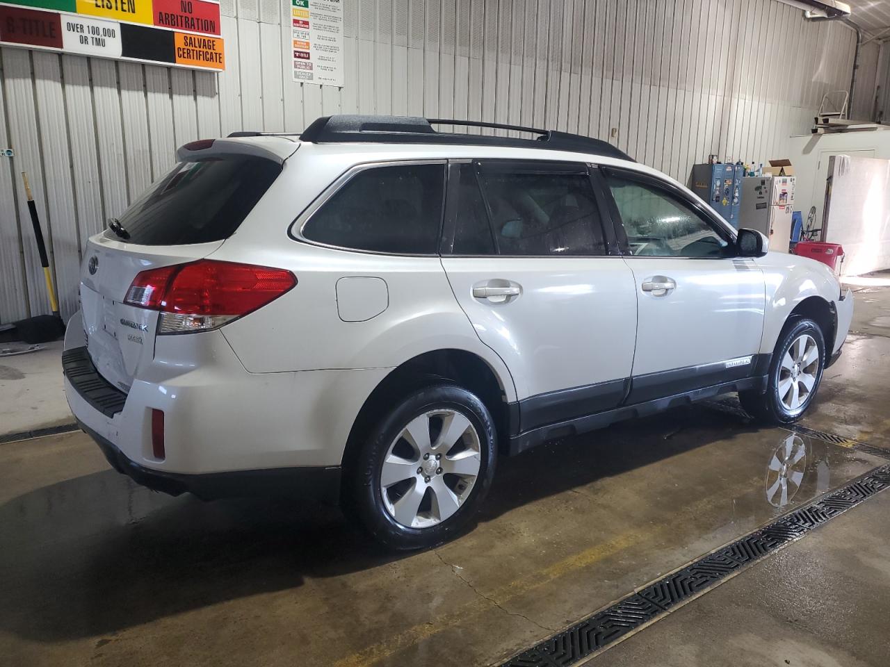 SUBARU OUTBACK 2.5I PREMIUM