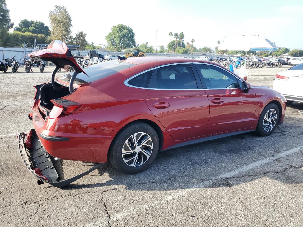 HYUNDAI SONATA HYBRID