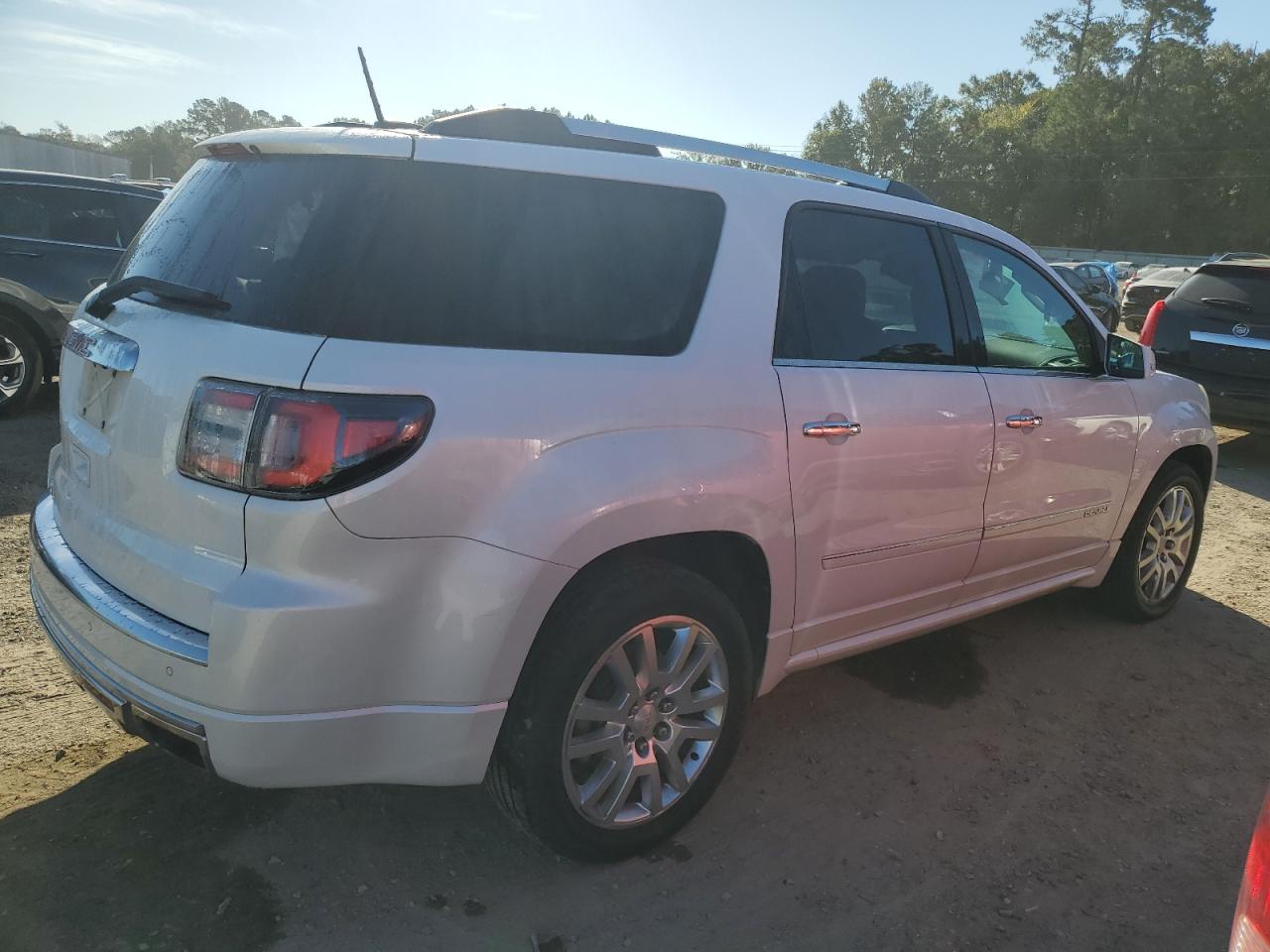 GMC ACADIA DENALI