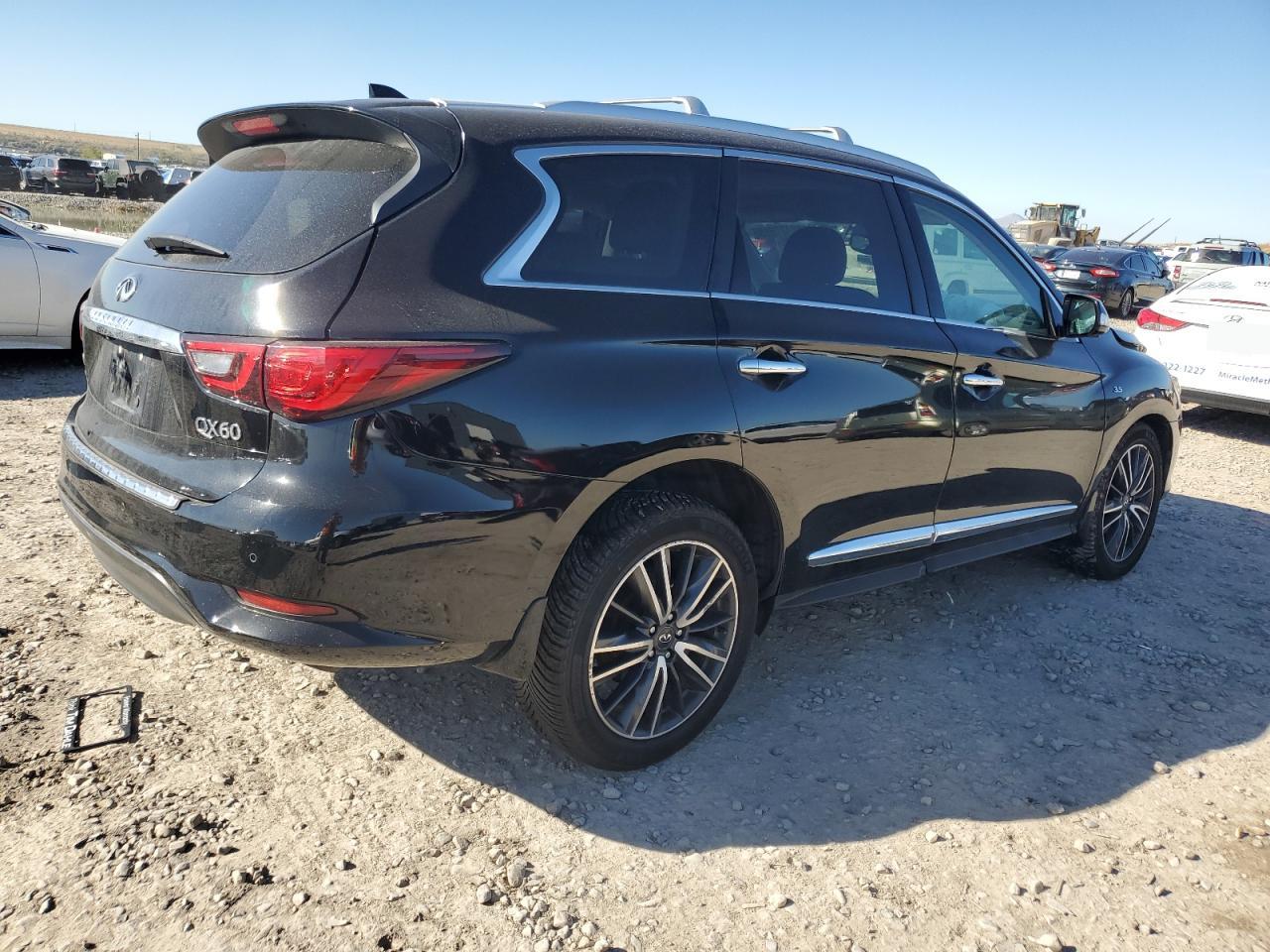 INFINITI QX60 LUXE