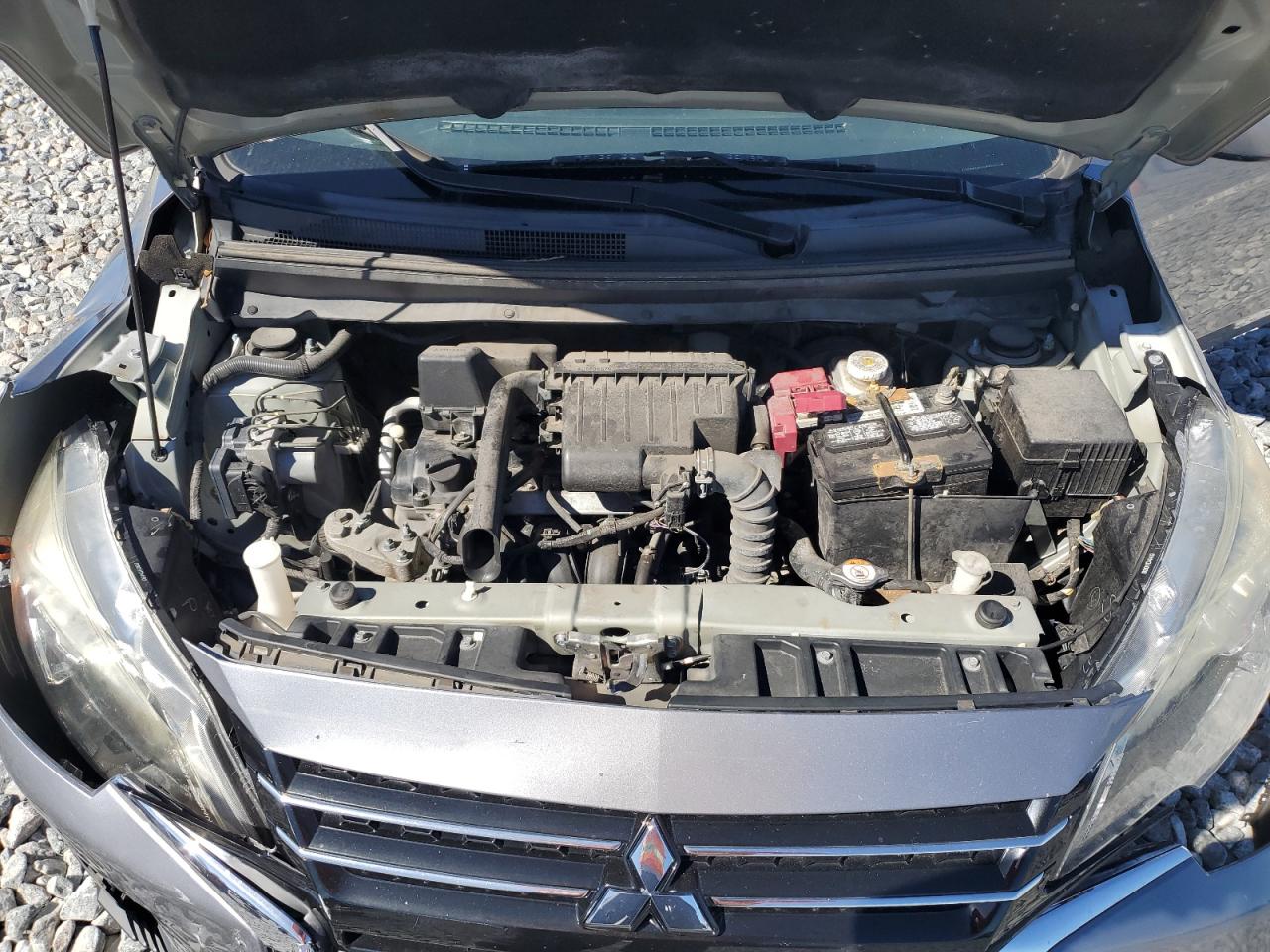 MITSUBISHI MIRAGE ES