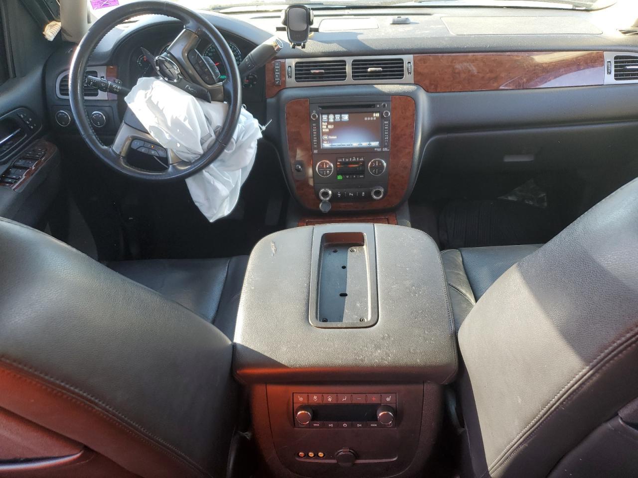 CHEVROLET TAHOE K1500 LTZ