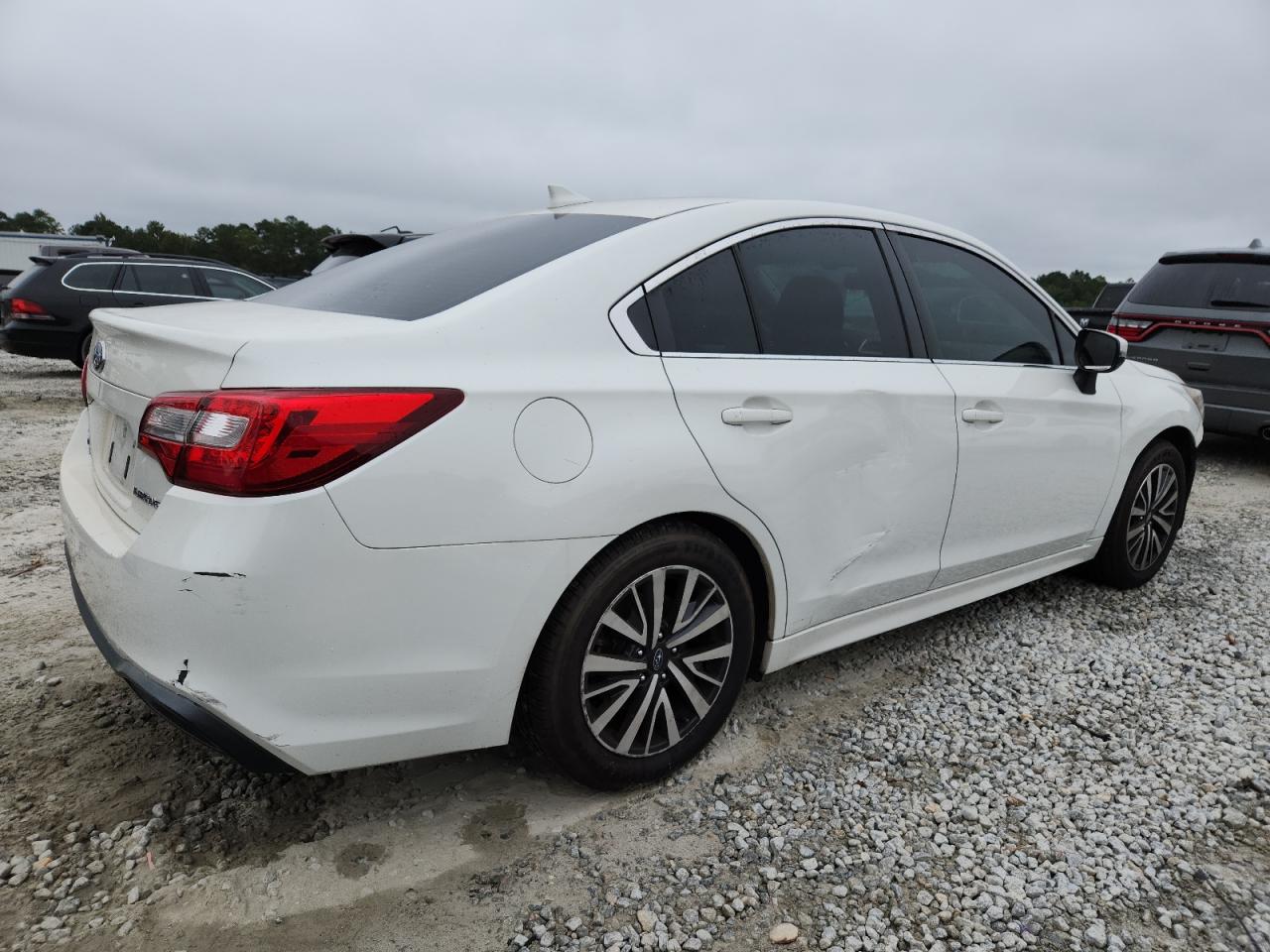 SUBARU LEGACY 2.5I PREMIUM