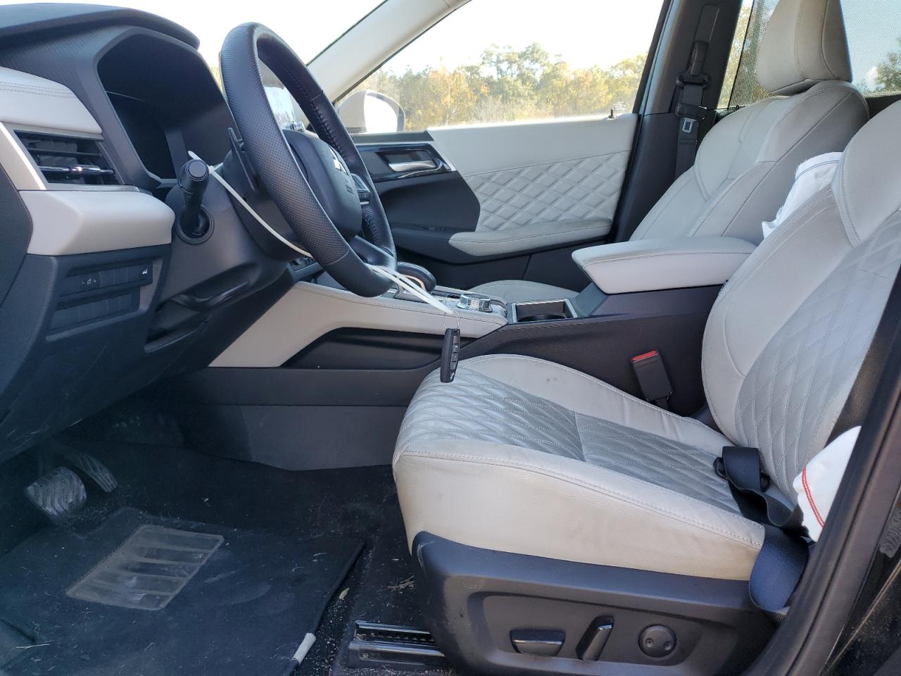 MITSUBISHI OUTLANDER SEL