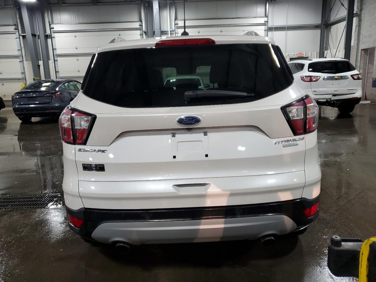 FORD ESCAPE TITANIUM