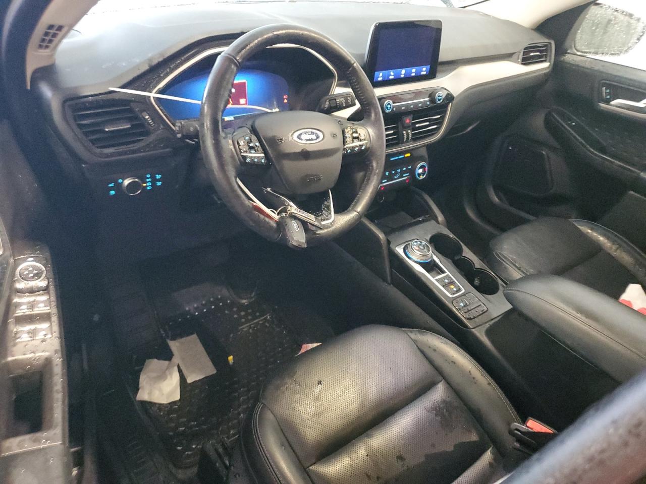 FORD ESCAPE SE SPORT