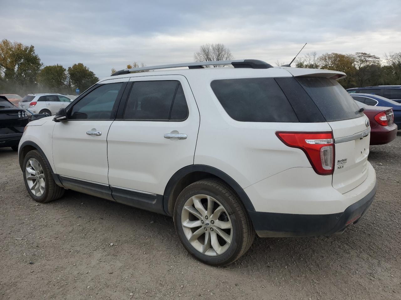 FORD EXPLORER XLT