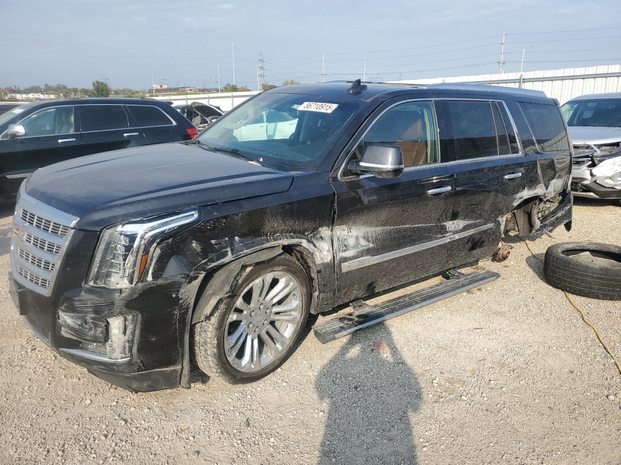 CADILLAC ESCALADE PREMIUM LUXURY