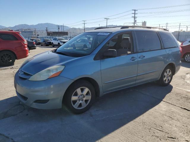 TOYOTA SIENNA CE