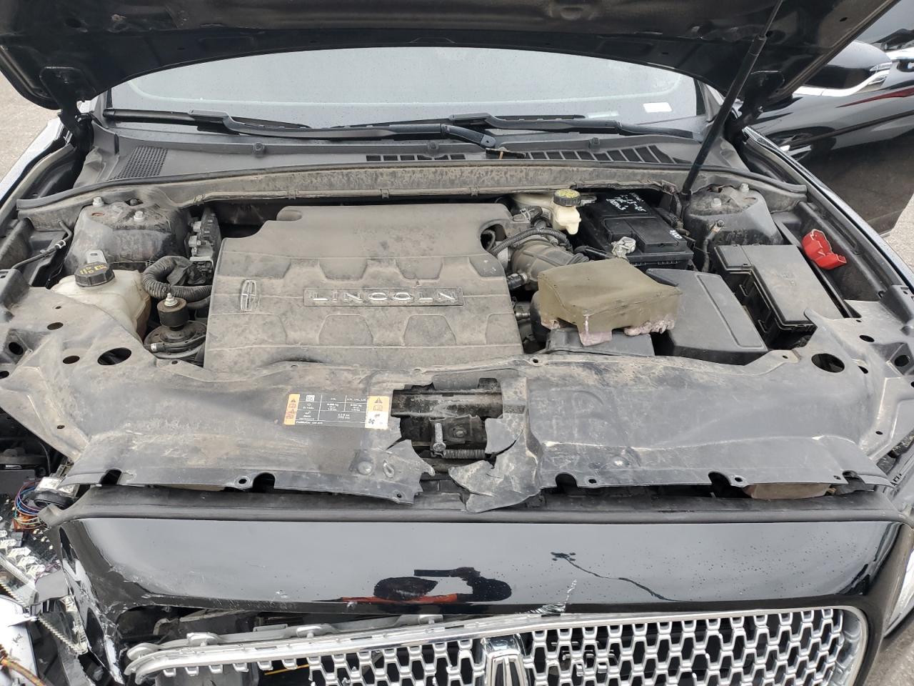 Lot #3302736026 2017 LINCOLN CONTINENTA