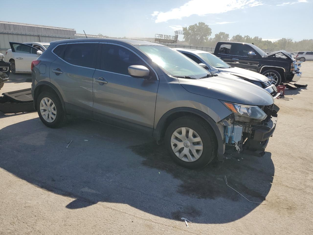 NISSAN ROGUE SPORT S