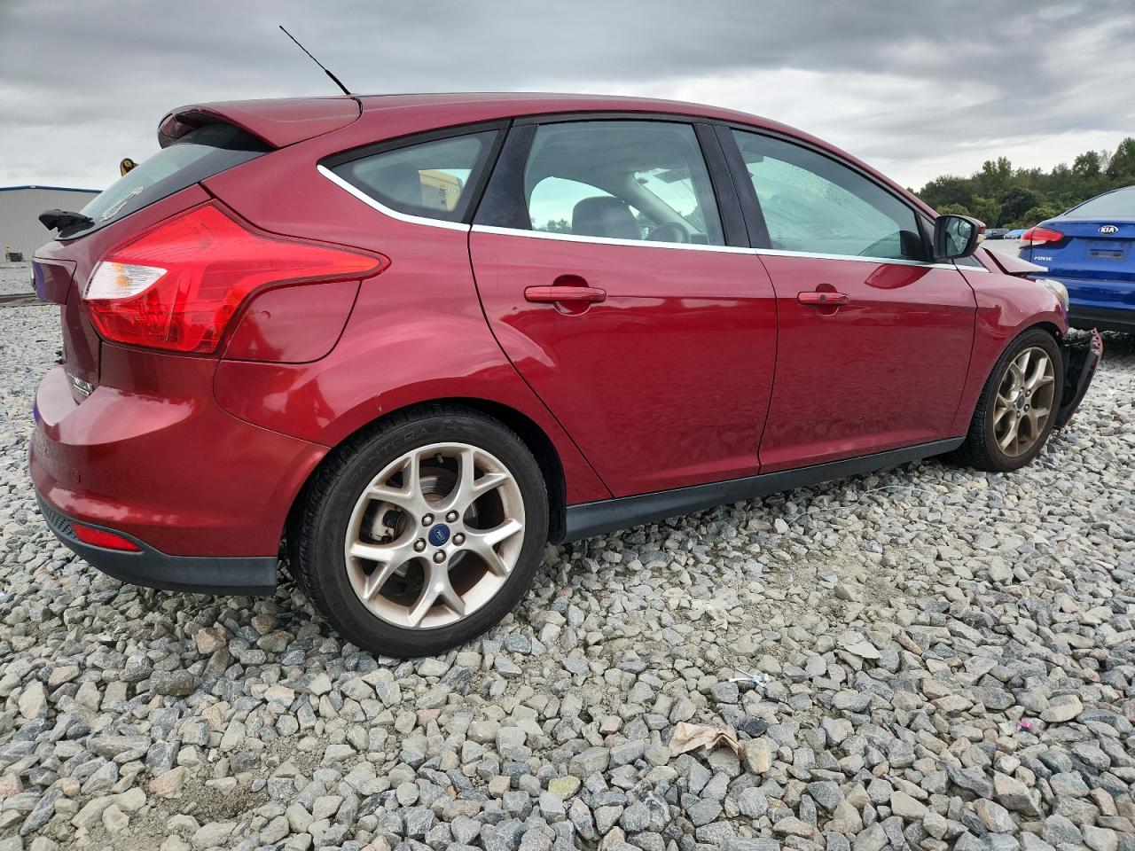 FORD FOCUS TITANIUM