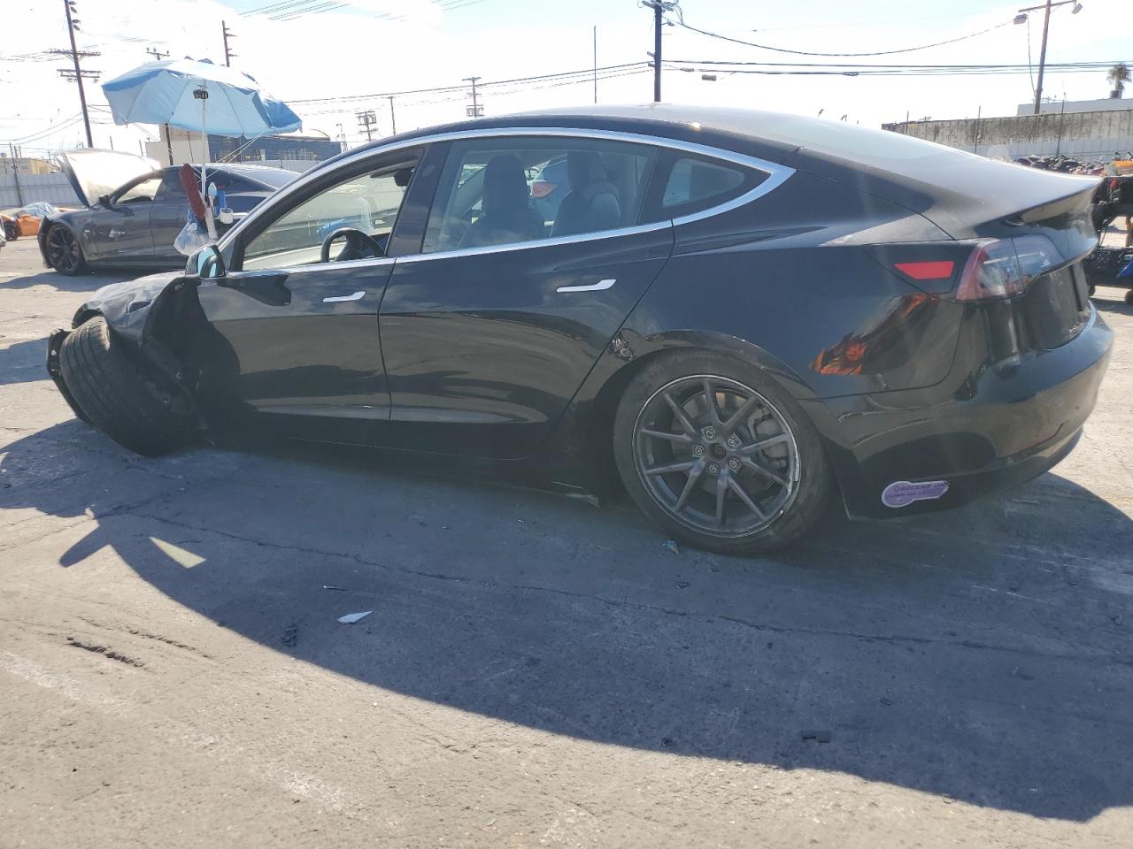 Lot #3309605569 2018 TESLA MODEL 3