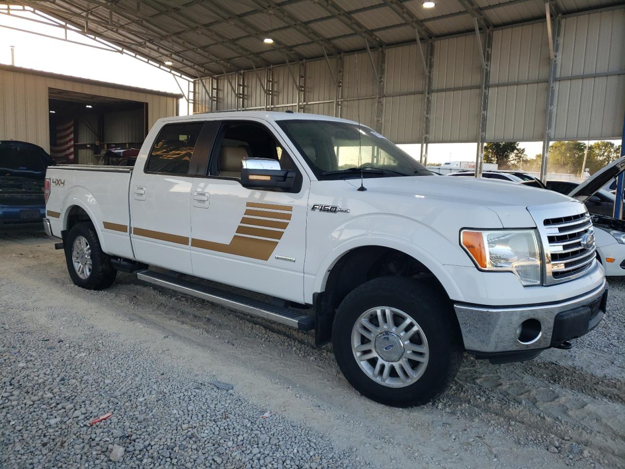 FORD F-150 SUPERCREW