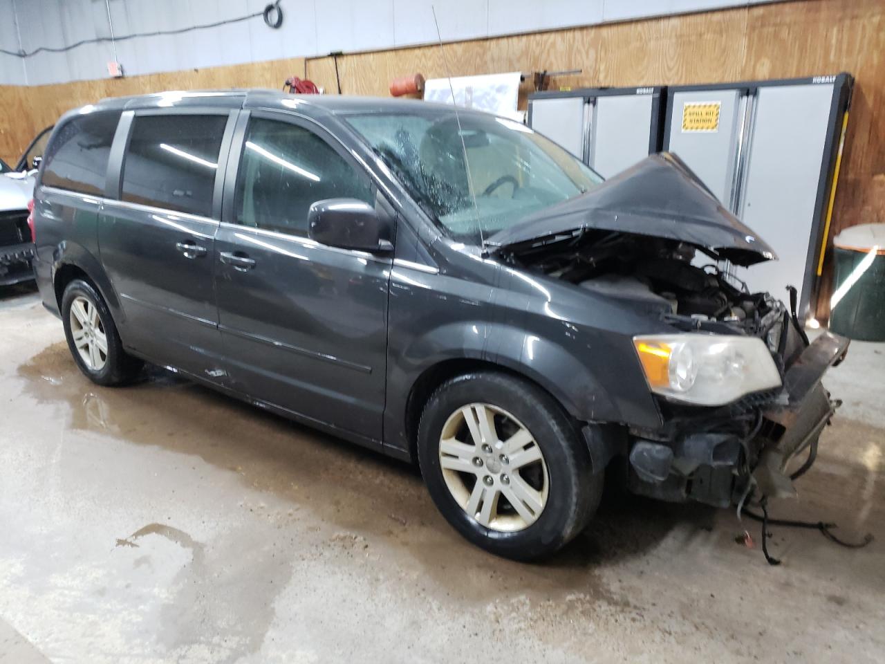 DODGE GRAND CARAVAN CREW