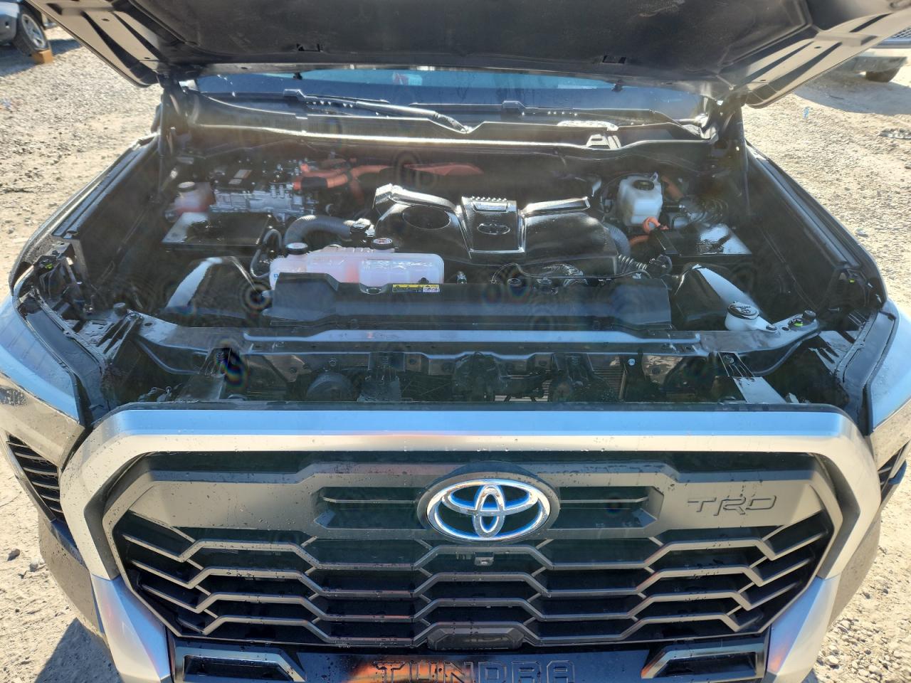 TOYOTA TUNDRA CREWMAX LIMITED