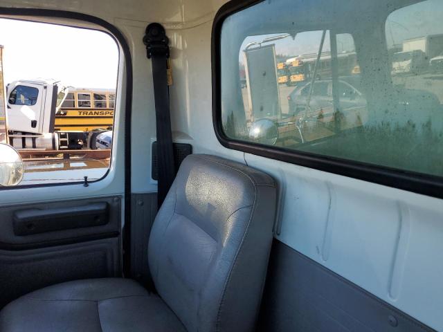 1999 INTERNATIONAL 4700 BOX TRUCK #3276395659