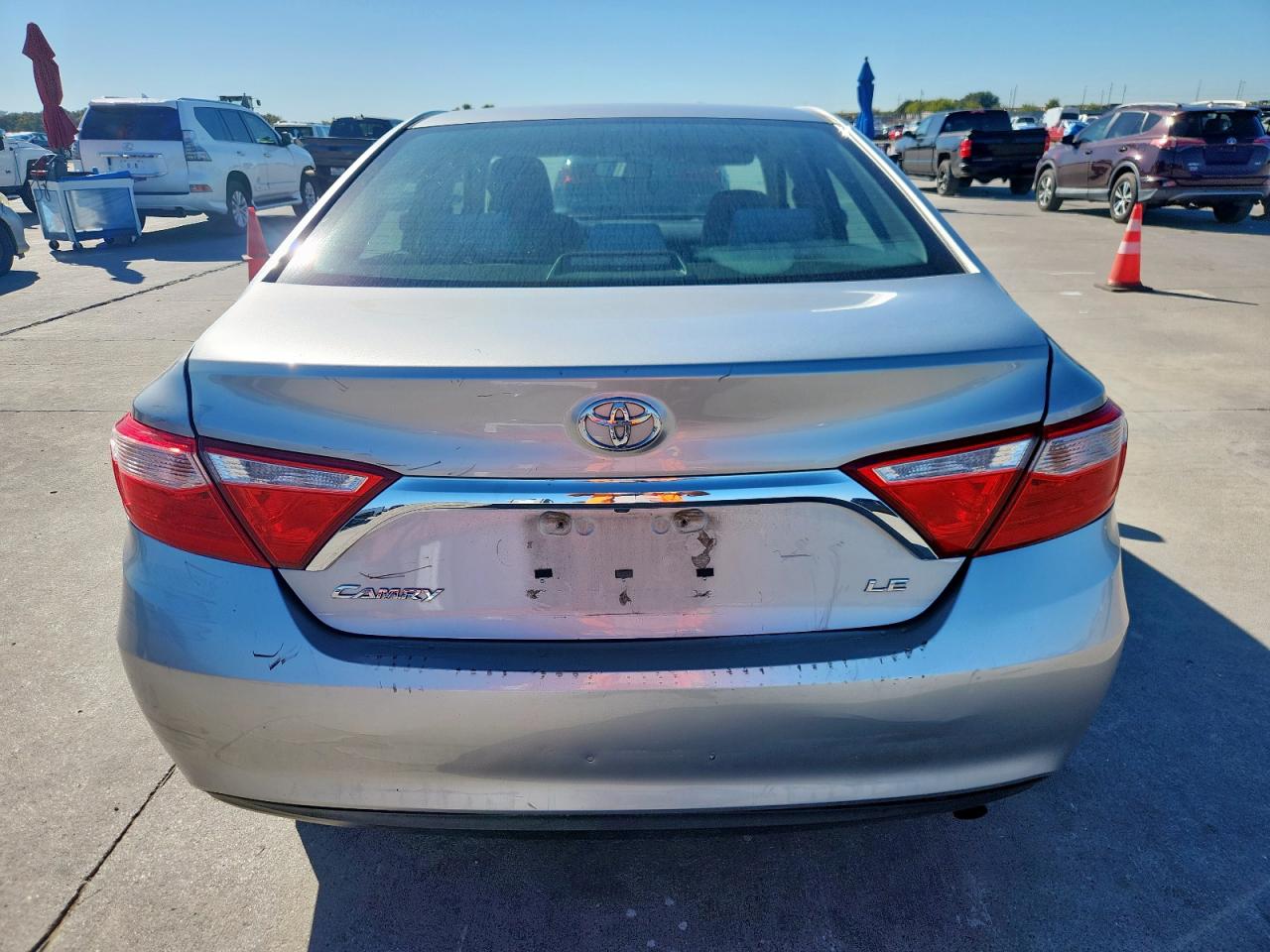 TOYOTA CAMRY LE