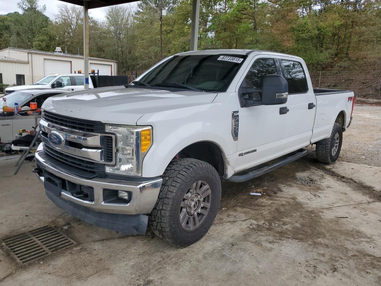 FORD F-250 SUPER DUTY