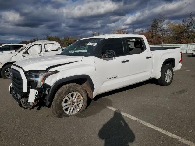 Global Auto Auctions: 2025 TOYOTA TUNDRA CRE