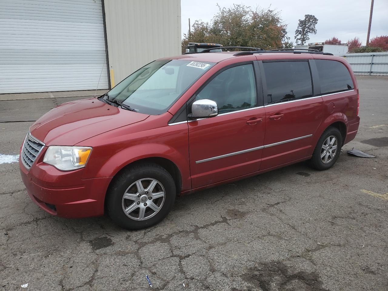 Lot #3285941562 2010 CHRYSLER TOWN & COU