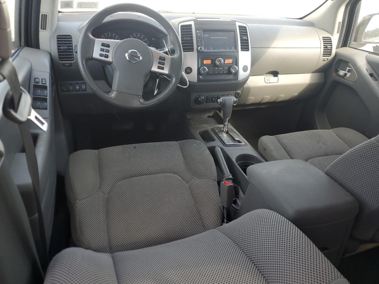 NISSAN FRONTIER S