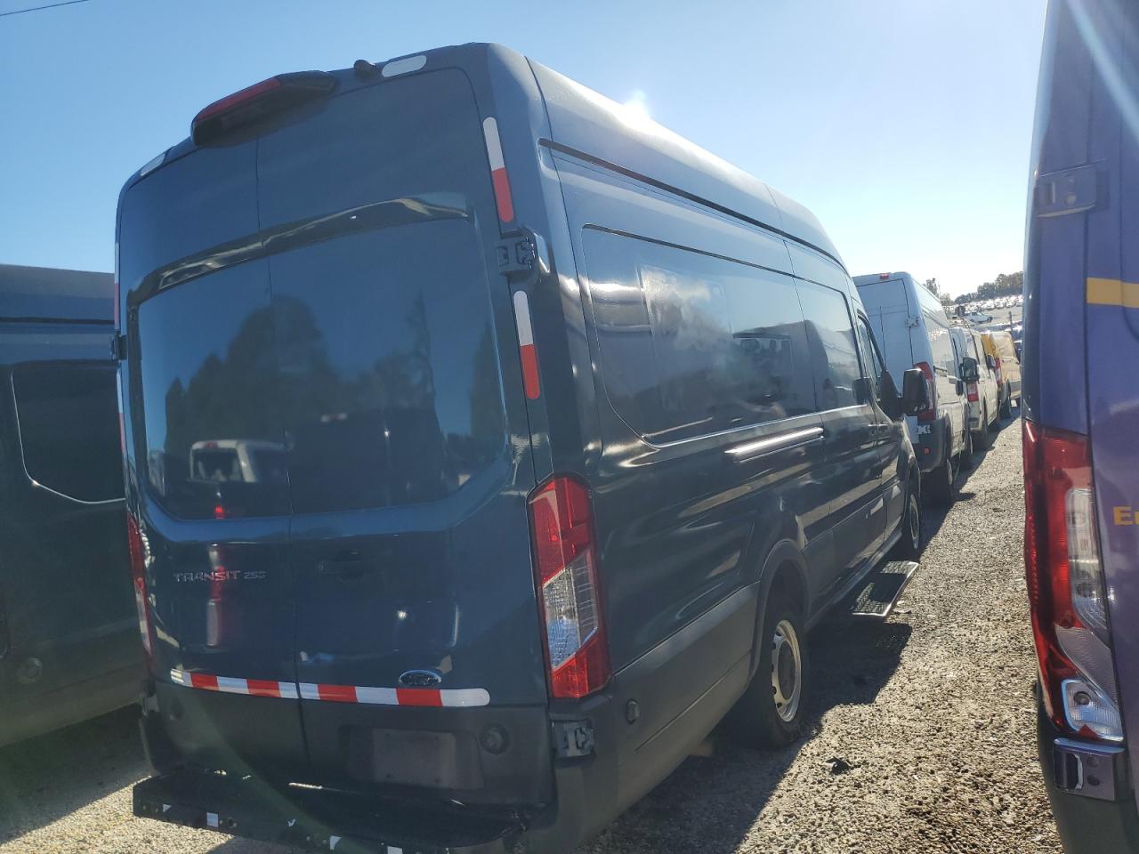 Lot #3302706020 2020 FORD TRANSIT T-