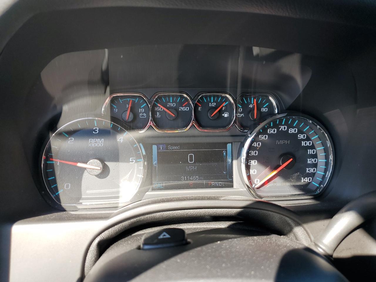 CHEVROLET SUBURBAN C1500 LT