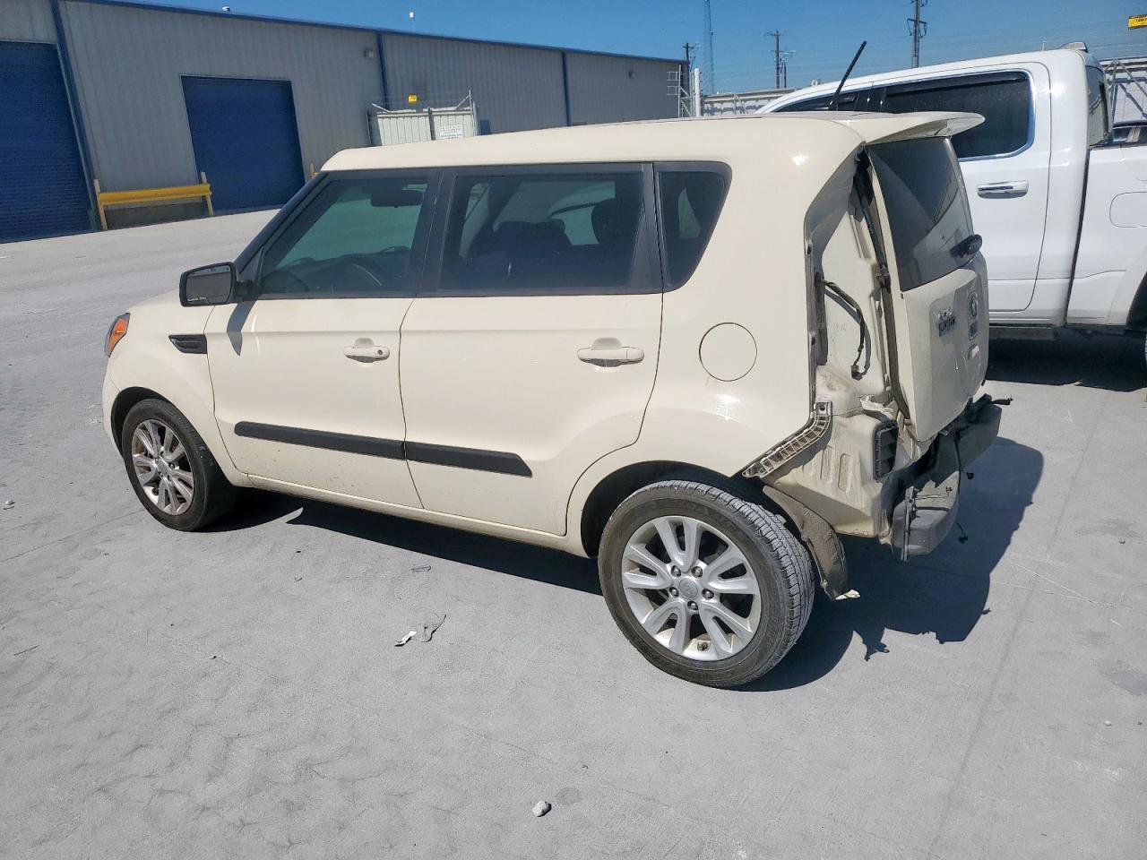 KIA SOUL +