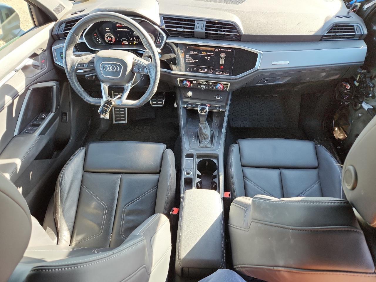 AUDI Q3 PREMIUM PLUS S-LINE