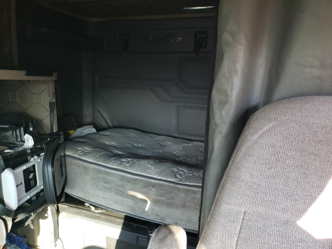 Lot #3265765276 2013 FREIGHTLINER CASCADIA