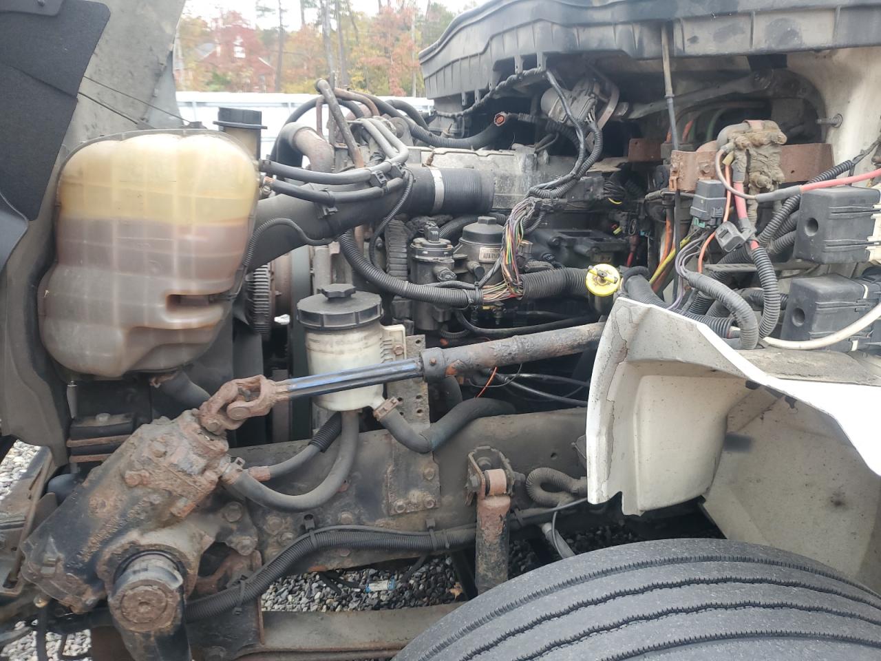 Lot #3275533713 2013 INTERNATIONAL 4300