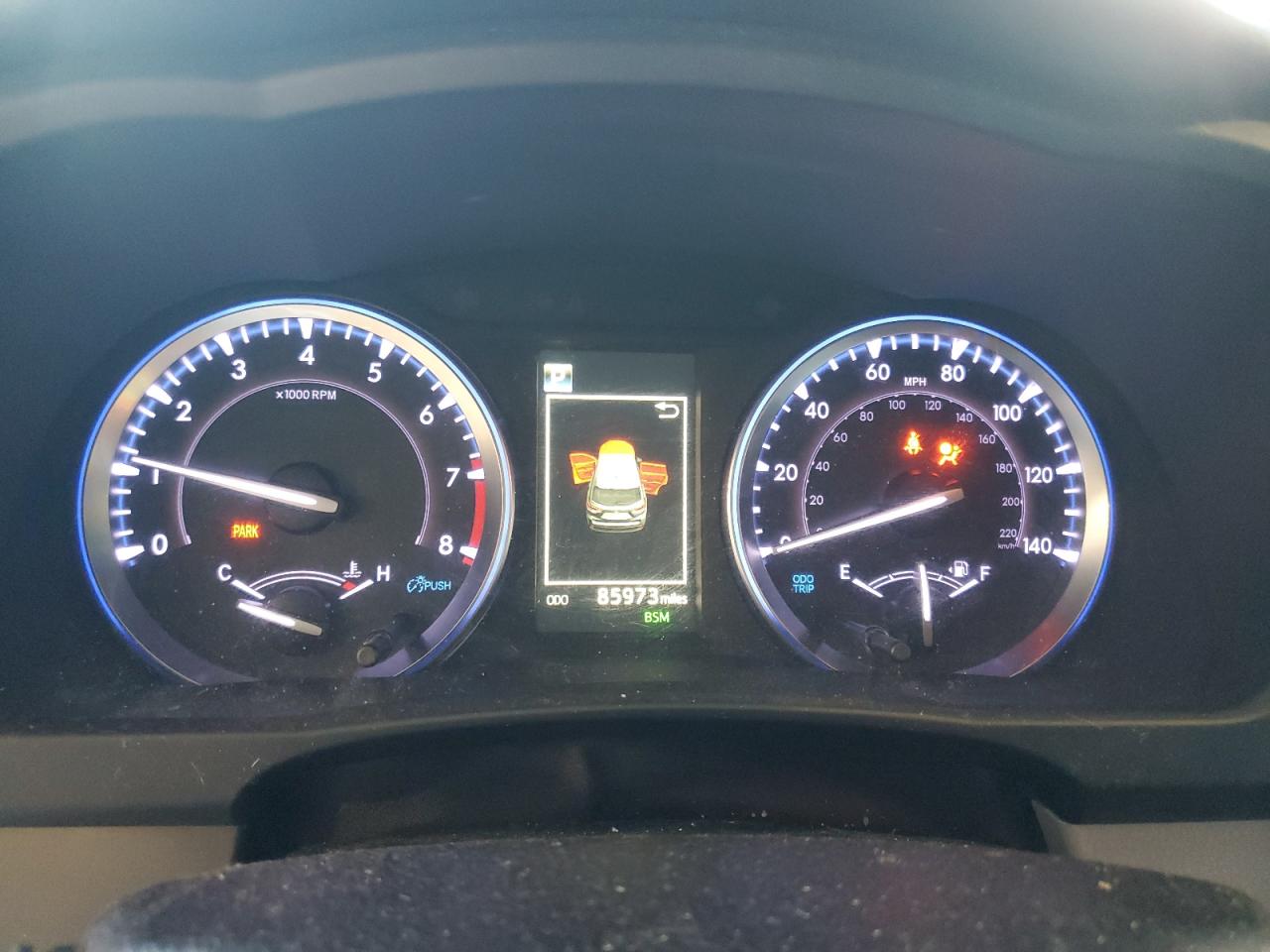 TOYOTA HIGHLANDER SE