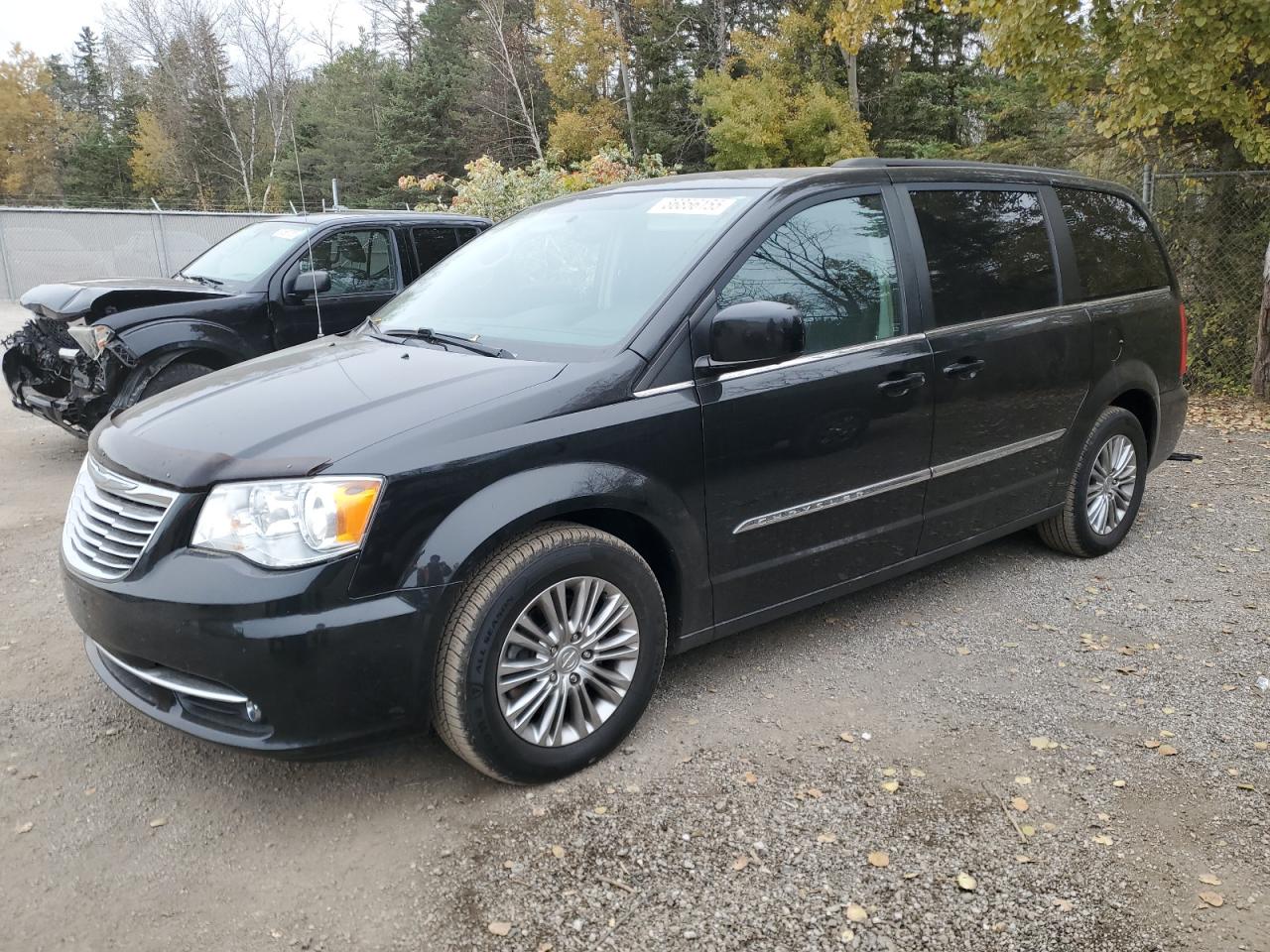 CHRYSLER TOWN & COUNTRY TOURING L
