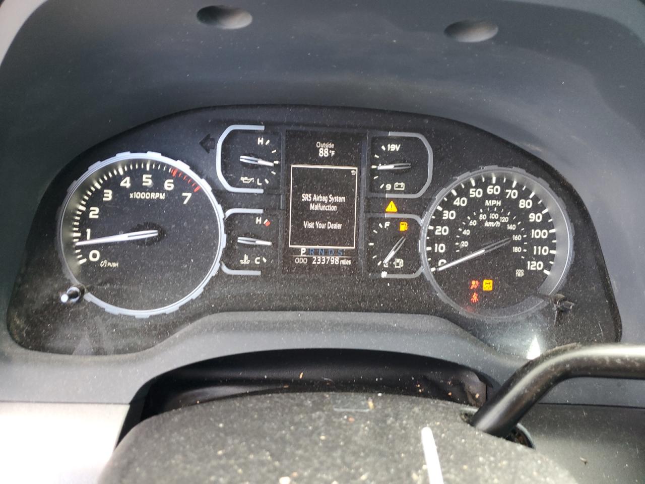 TOYOTA TUNDRA CREWMAX SR5