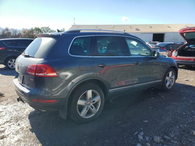 2013 VOLKSWAGEN TOUAREG V6 - WVGEP9BP8DD005747