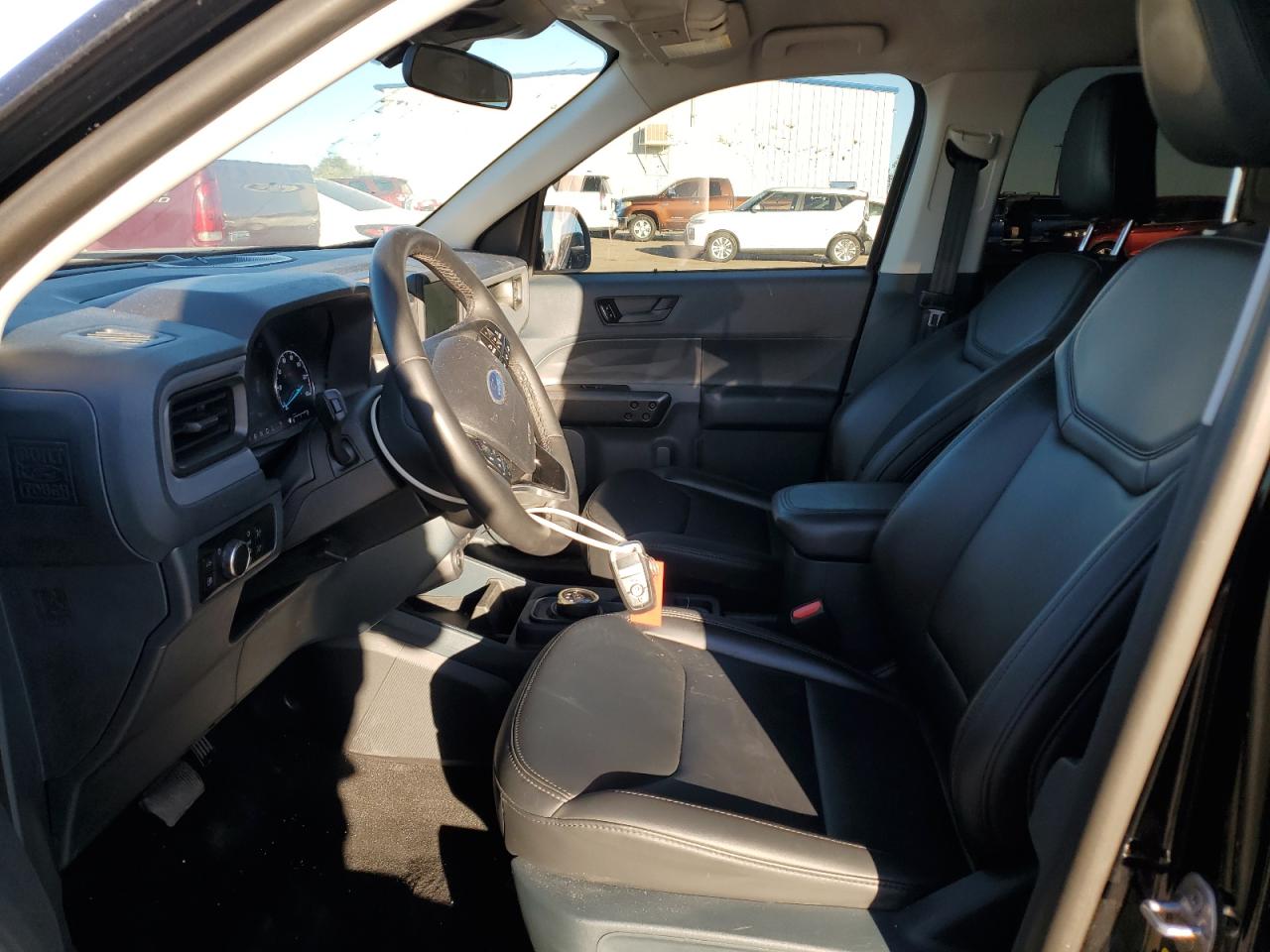 FORD MAVERICK LARIAT