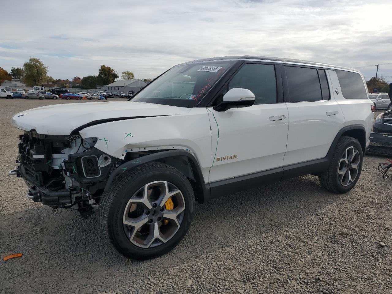 RIVIAN R1S ADVENTURE