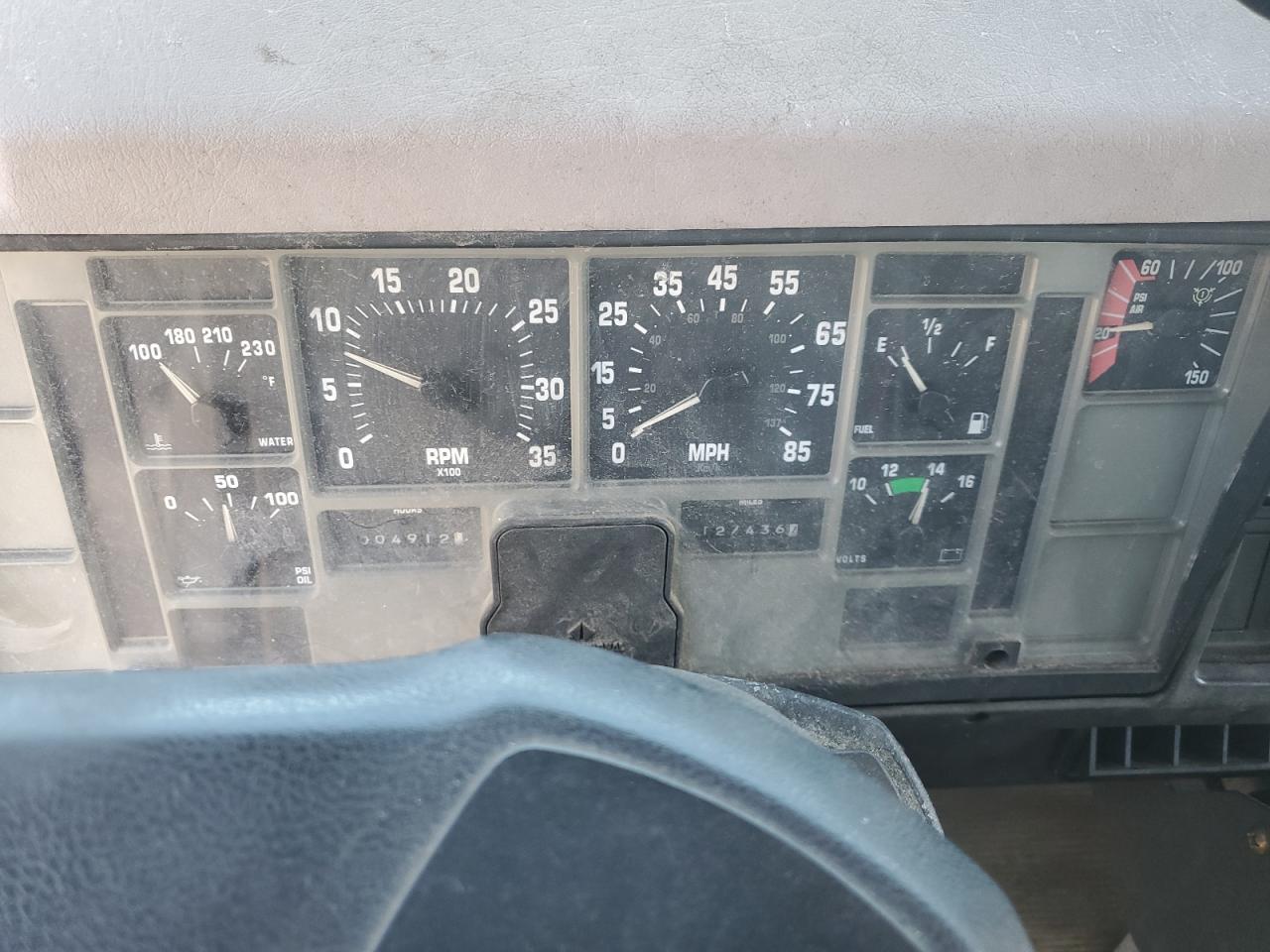 Lot #3276395659 1999 INTERNATIONAL 4700 BOX TRUCK