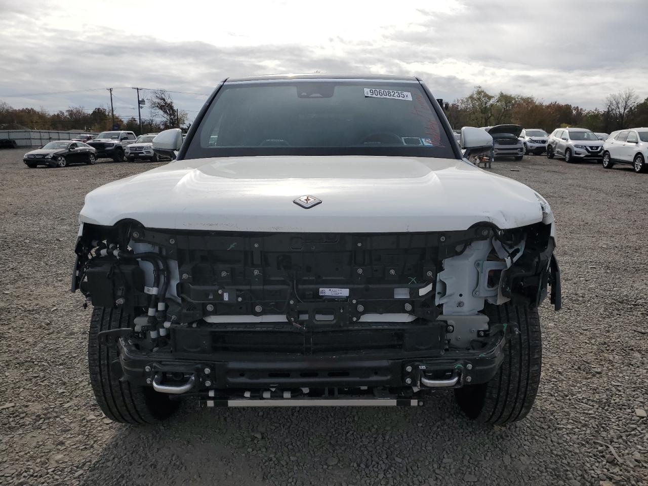 RIVIAN R1S ADVENTURE